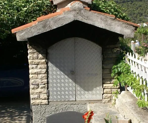 With Parking Space Grebastica, Sibenik - 4252 * Brodarica (Sibenik-Knin)